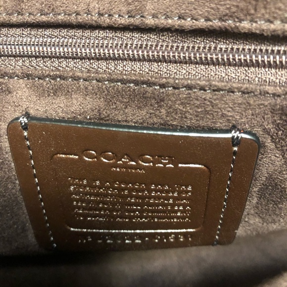 Coach flap shoulder bag with extra shorter handle in dark green - Picture 7 of 9